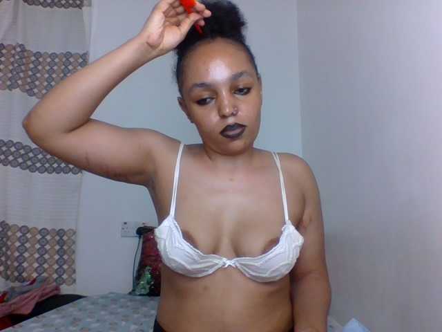 Ice-spice1 live cam on BongaCams