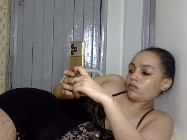 Ice-spice1 live cam on BongaCams