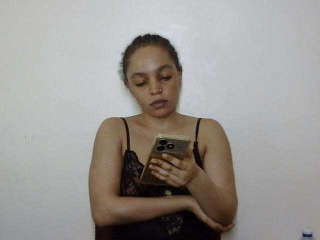 Ice-spice1 live cam on BongaCams