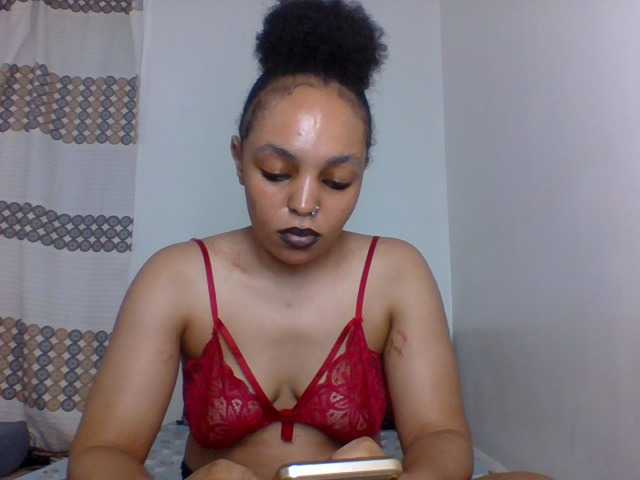 Ice-spice1 live cam on BongaCams