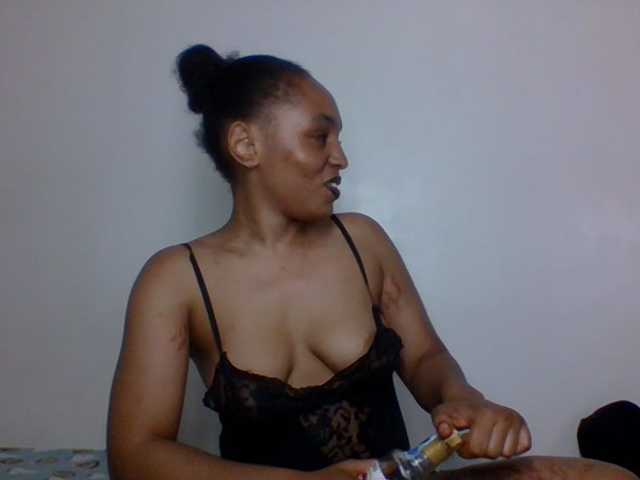 Ice-spice1 live cam on BongaCams