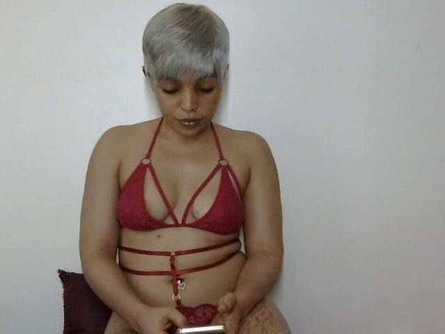Ice-spice1 live cam on BongaCams