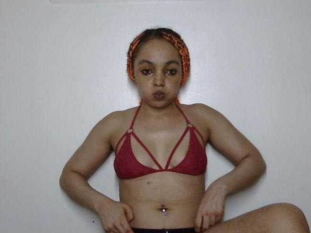 Ice-spice1 live cam on BongaCams