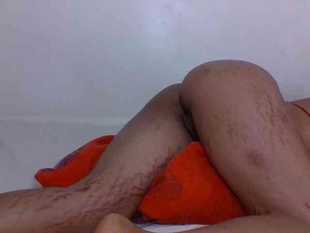 Candy011 webcam