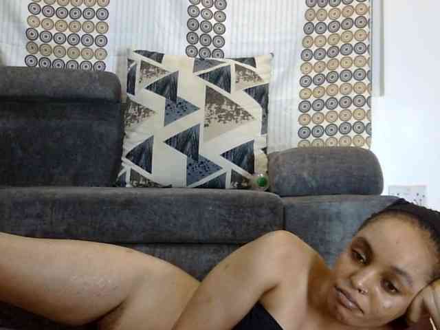 Candy011 webcam