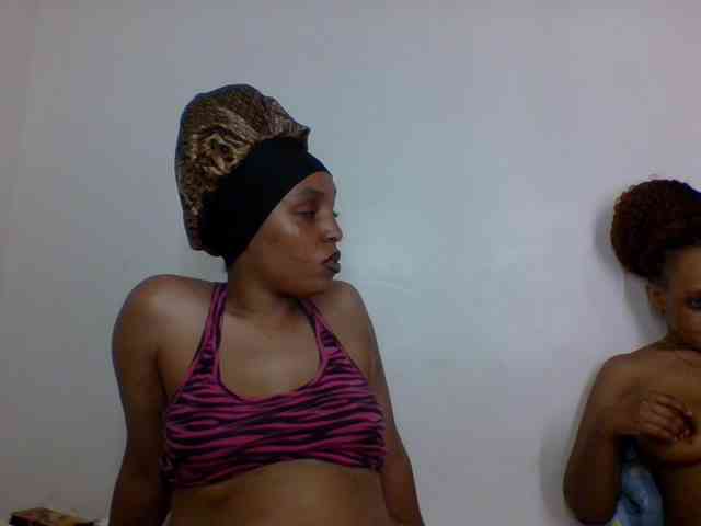 Candy011 webcam