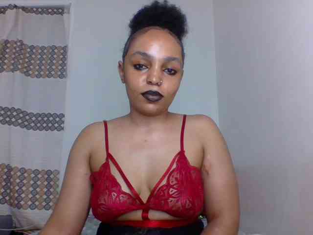 Candy011 webcam