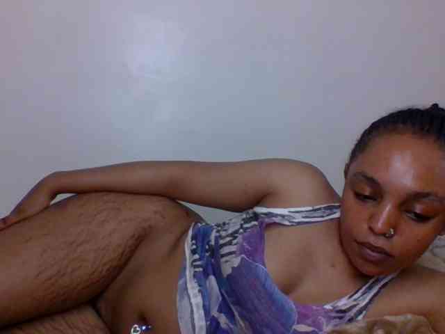 Candy011 webcam