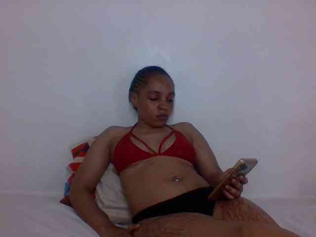 Candy011 webcam