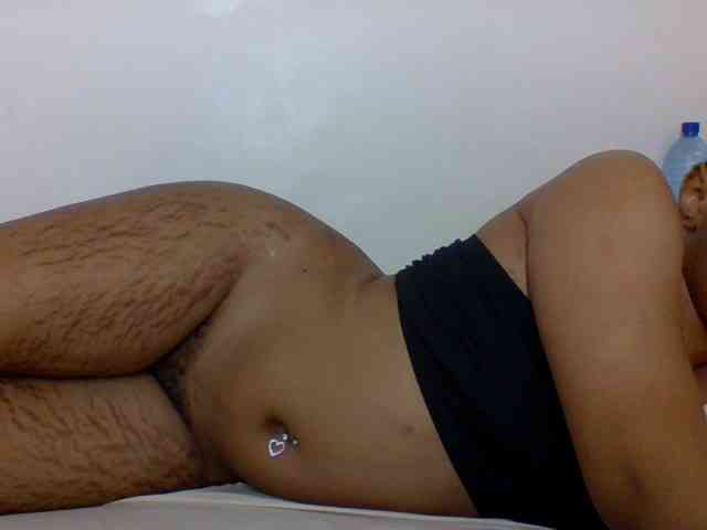 Candy011 webcam