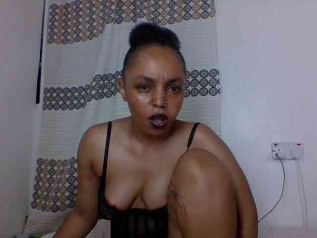 Candy011 webcam
