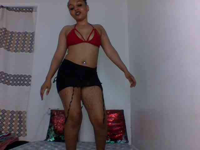 Candy011 webcam