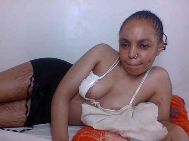 Candy011 webcam