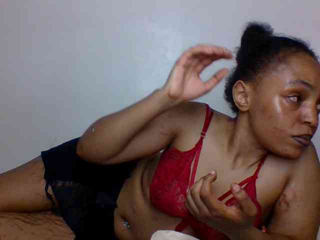 Candy011 webcam