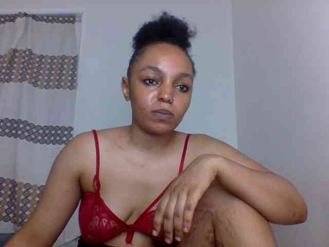 Candy011 webcam