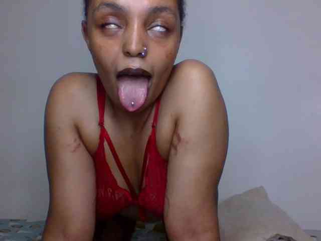 Candy011 webcam
