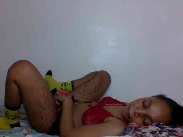 Candy011 webcam