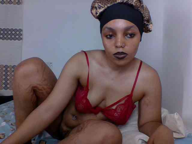 Candy011 webcam
