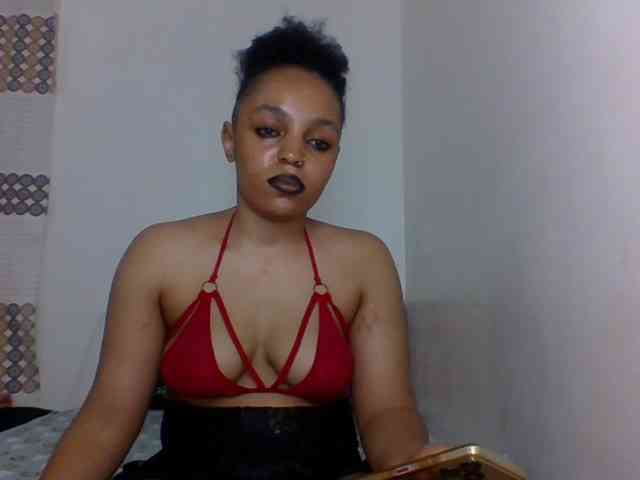 Candy011 webcam