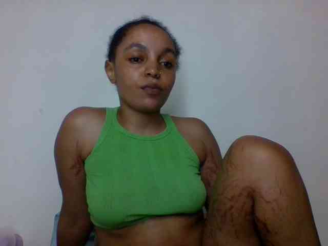 Candy011 webcam