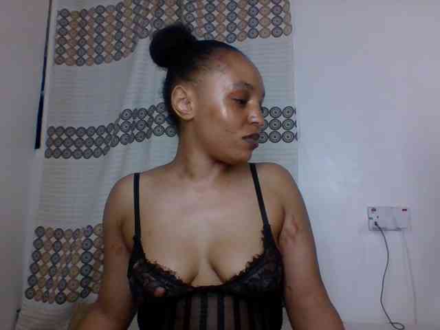 Candy011 webcam