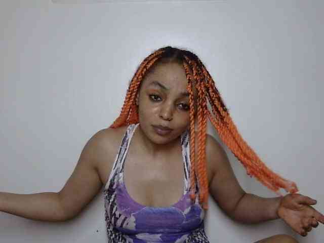 Candy011 webcam