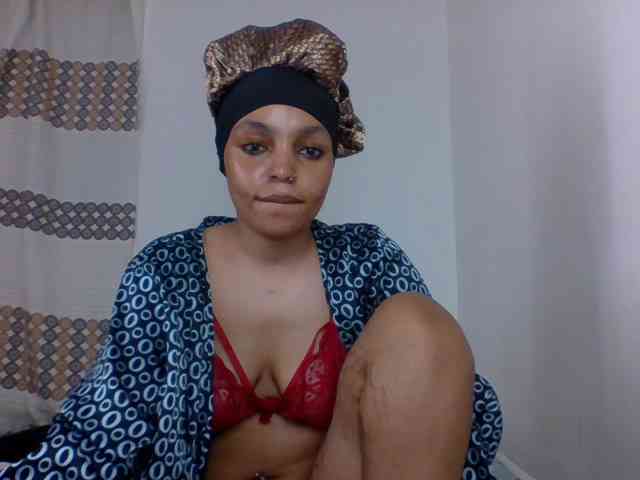 Candy011 webcam