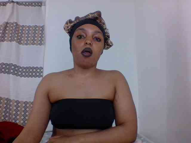 Candy011 webcam