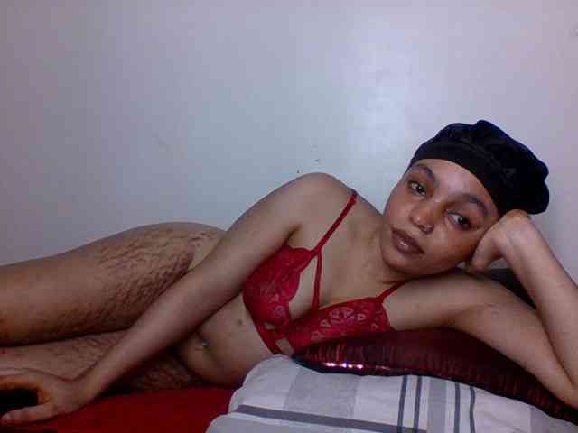 Candy011 webcam