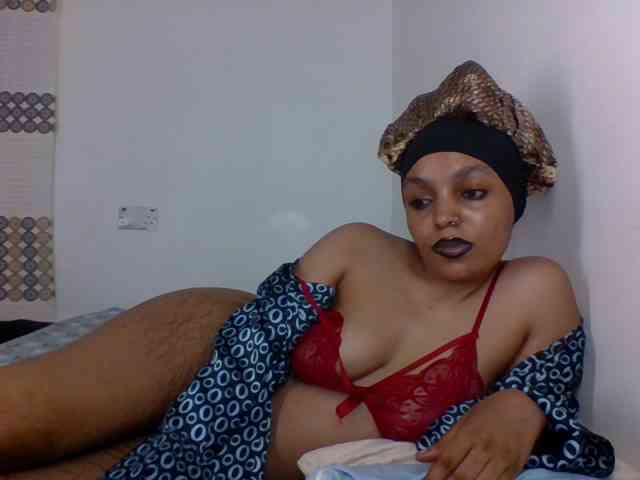 Candy011 webcam
