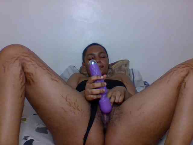 Candy011 webcam