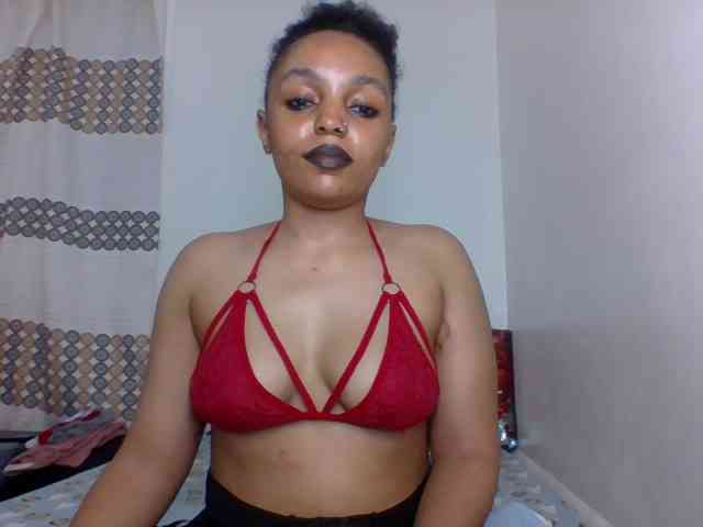 Candy011 webcam