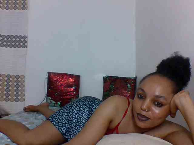 Candy011 webcam
