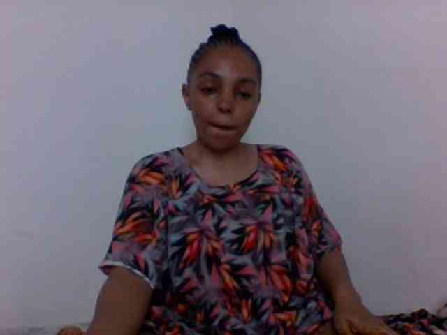 Candy011 webcam