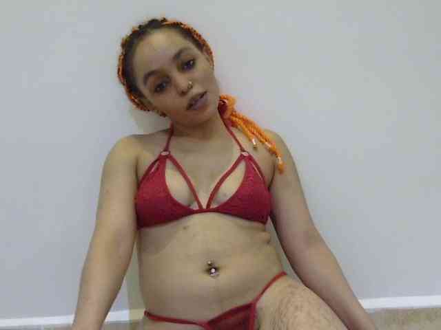 Candy011 webcam