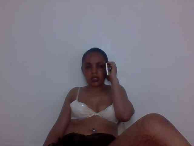 Candy011 webcam