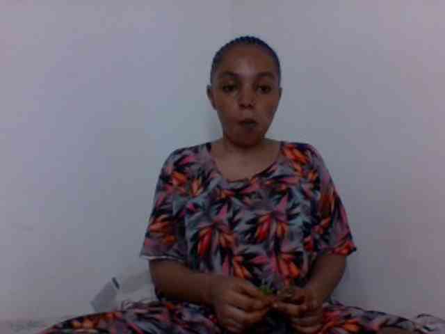 Candy011 webcam
