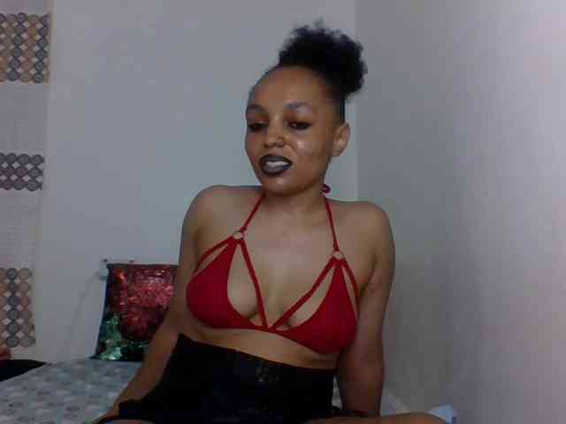 Candy011 webcam