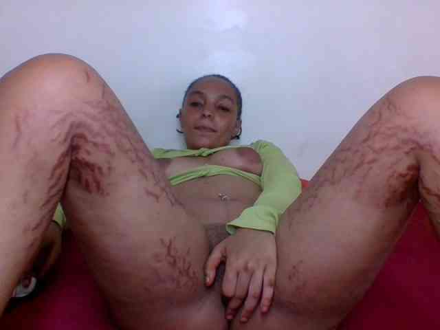 Candy011 webcam
