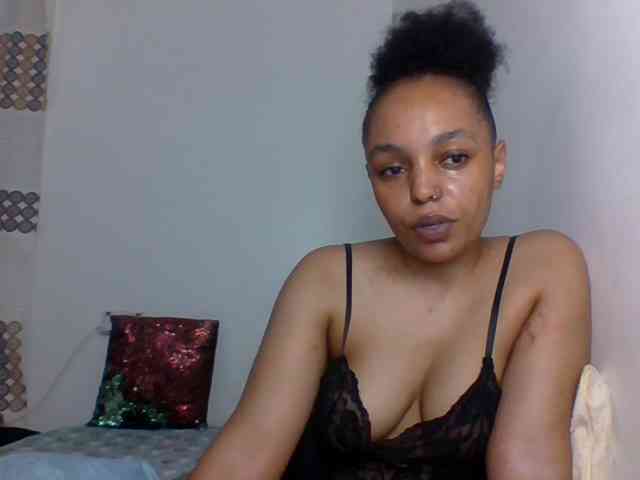 Candy011 webcam