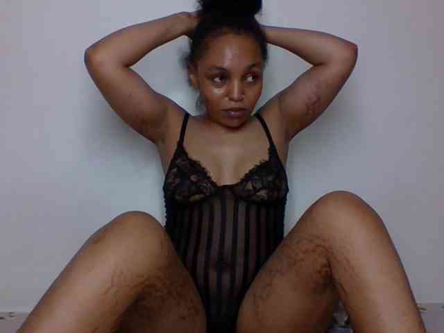 Candy011 webcam