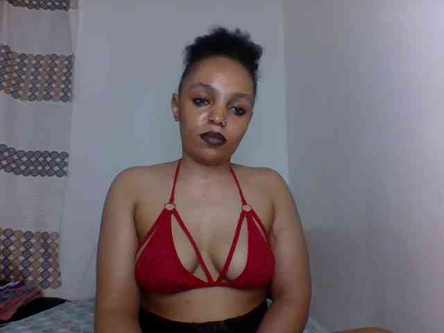 Candy011 webcam