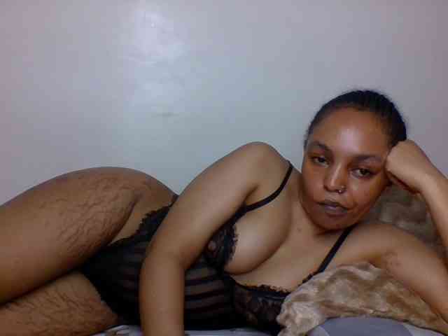 Candy011 webcam