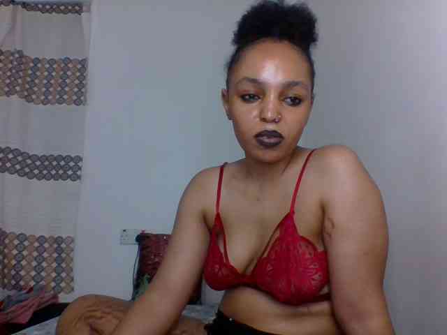Candy011 webcam