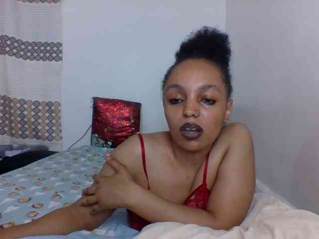 Candy011 webcam