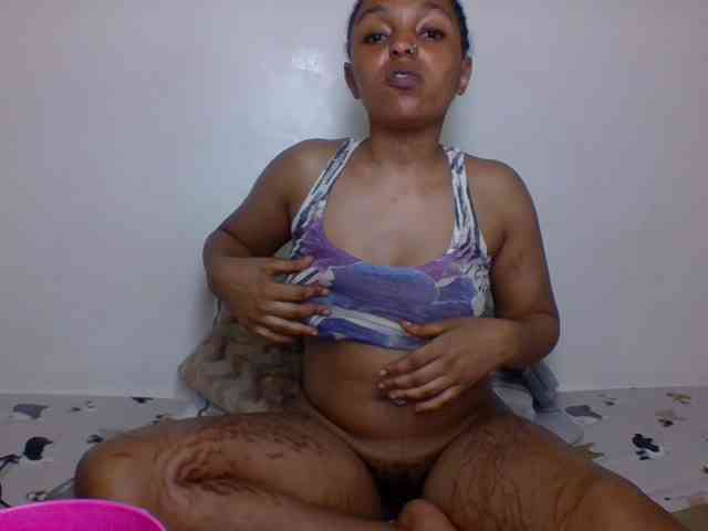 Candy011 webcam