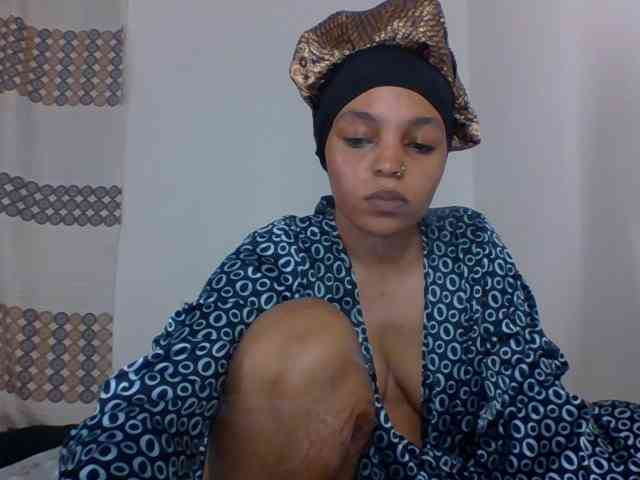 Candy011 webcam