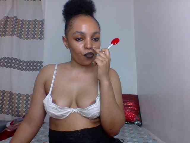 Candy011 webcam