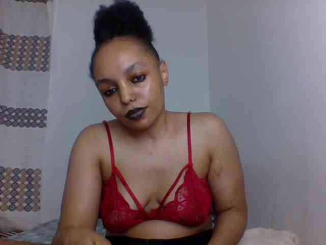 Candy011 webcam