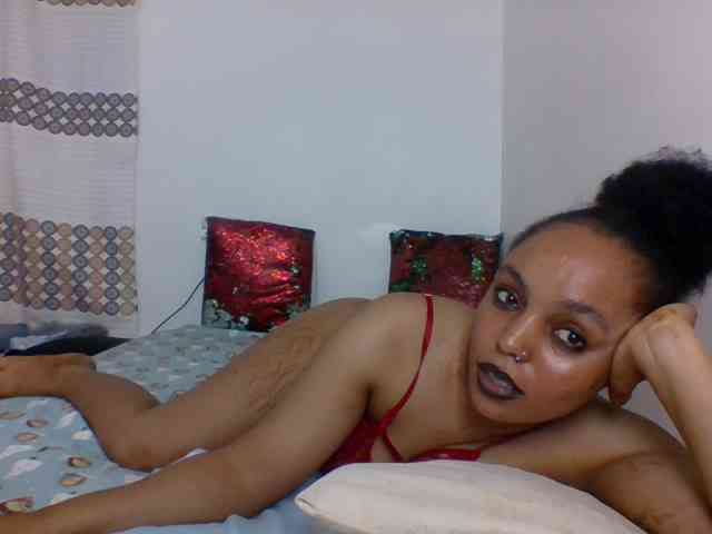 Candy011 webcam
